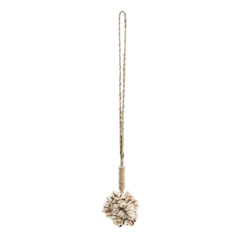 The Door Shell Cowrie Tassel - Natural
