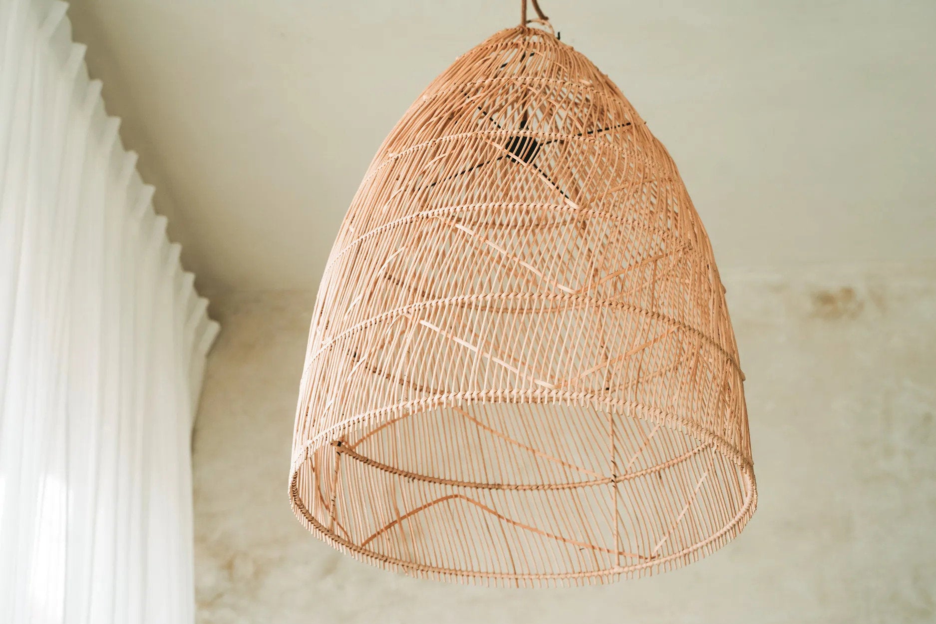The Twister Pendant - Natural - L