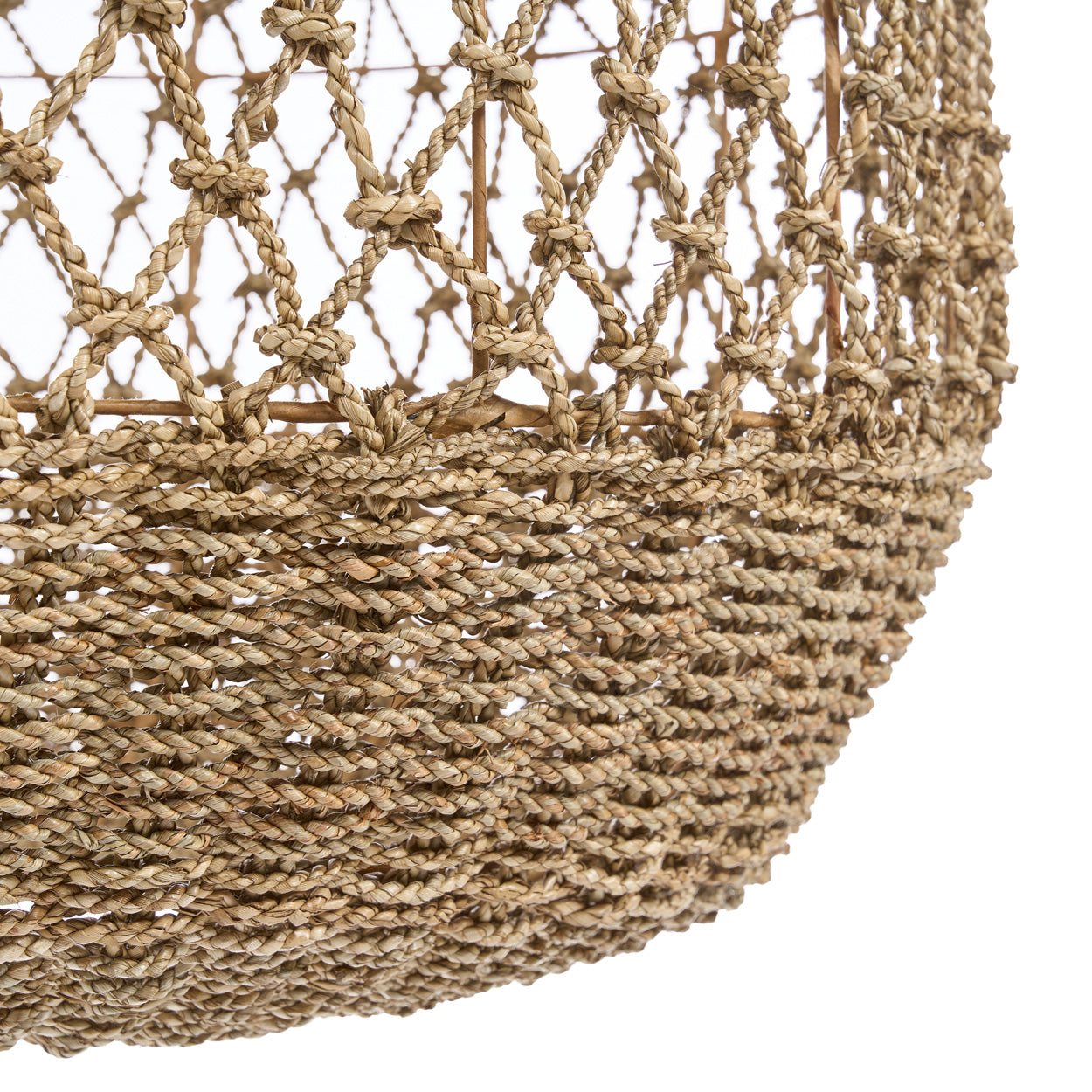 The Mantasi Lattice Pendant - XXL