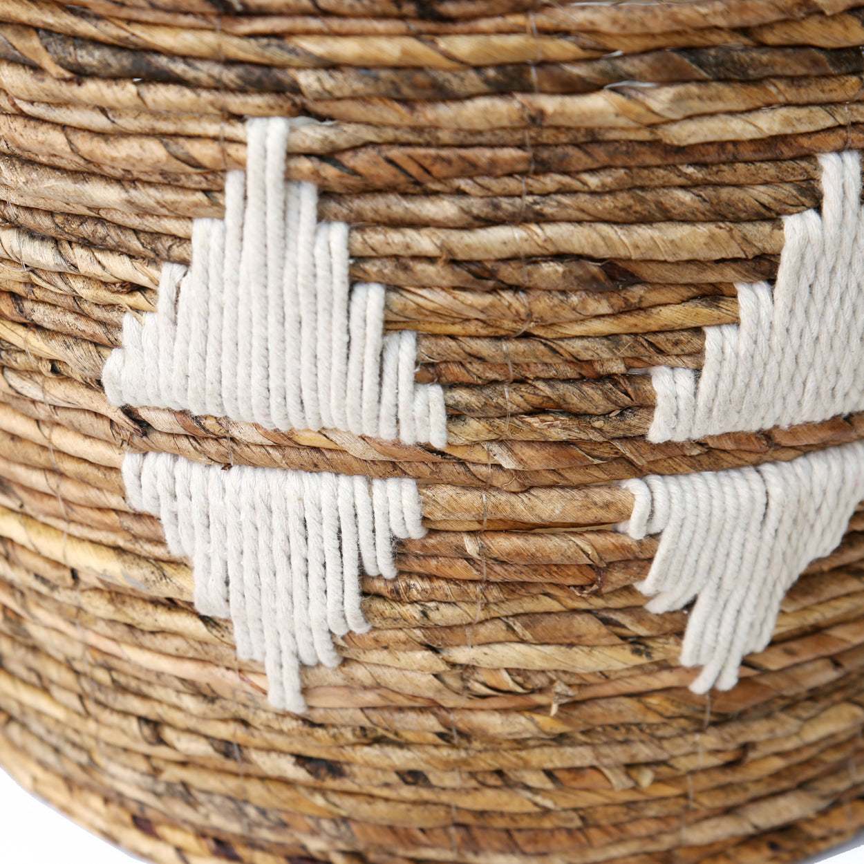 The Banana Stitched Baskets - Natural White - M