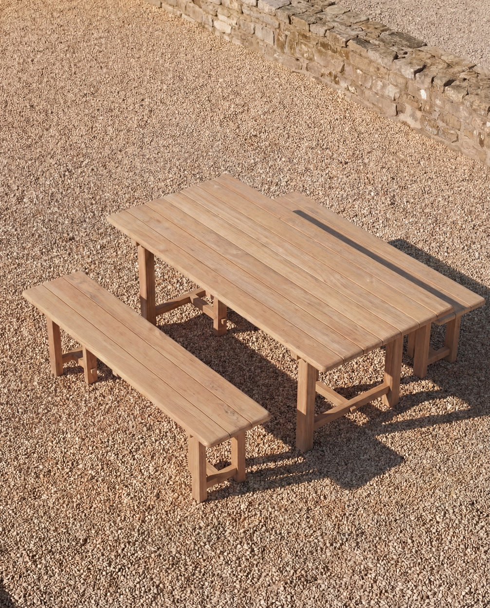 The Susut Dining Table - Outdoor