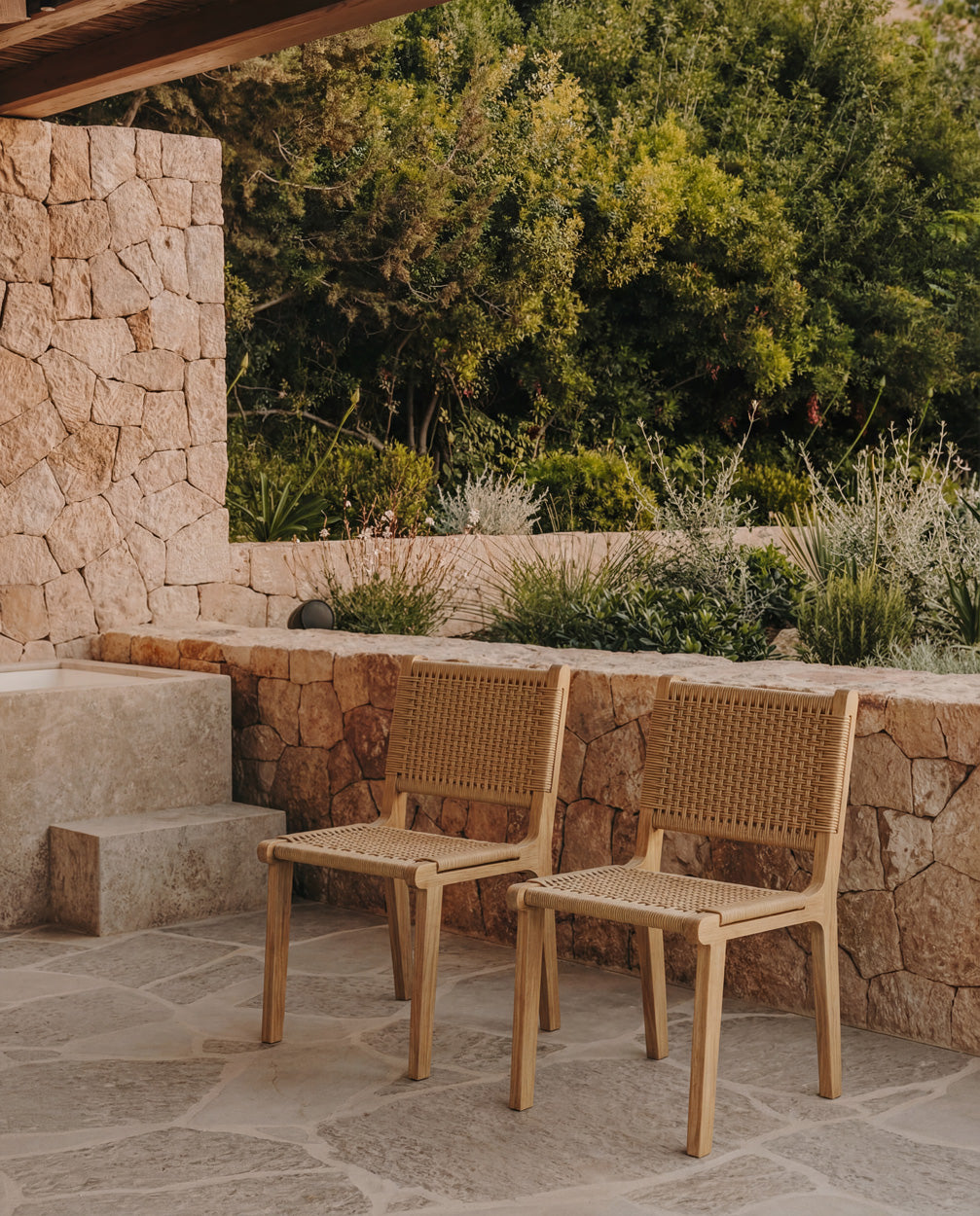 The Meno Chair