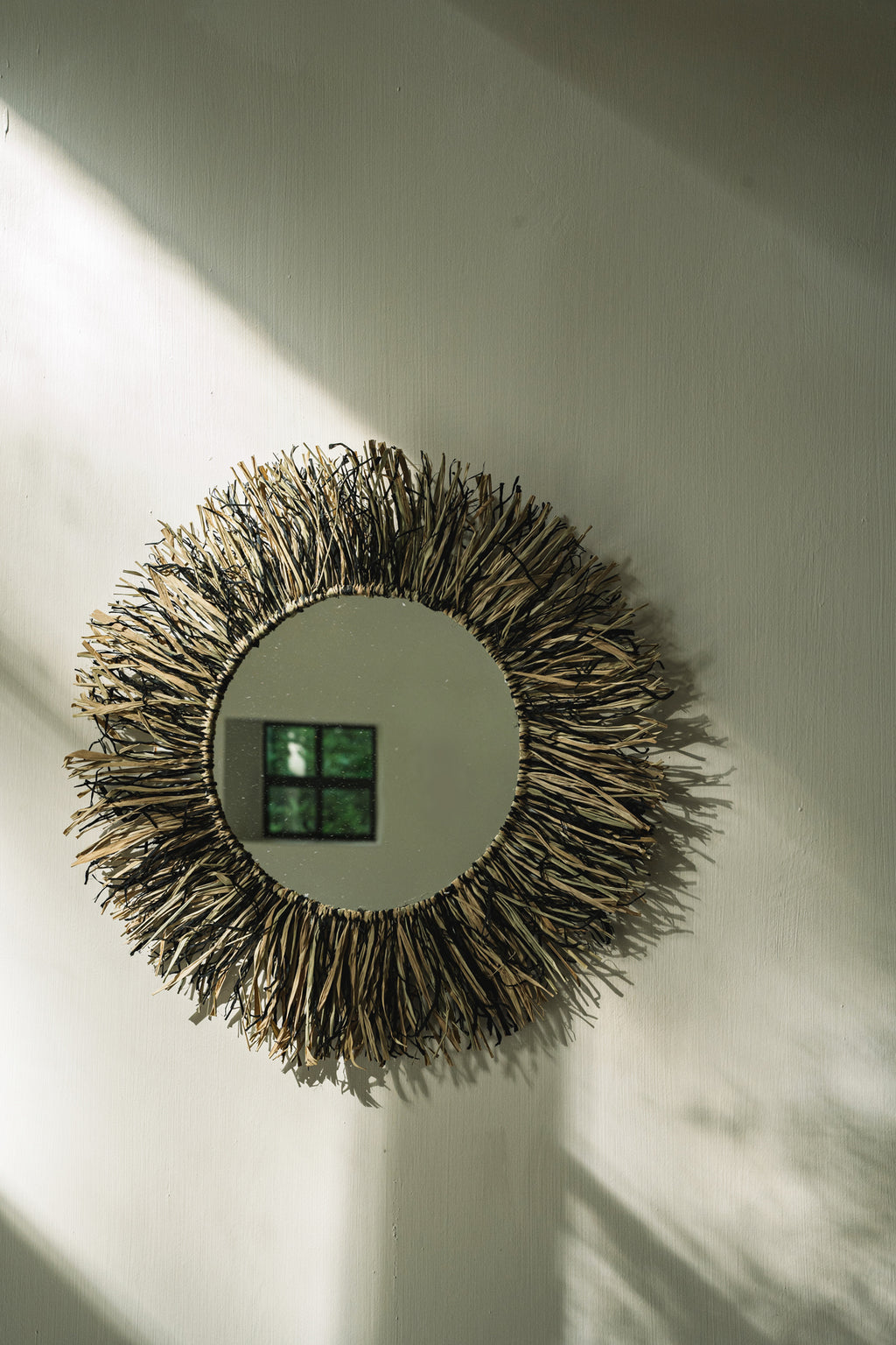 The Raffia Fringe Mirror - Natural Black - M