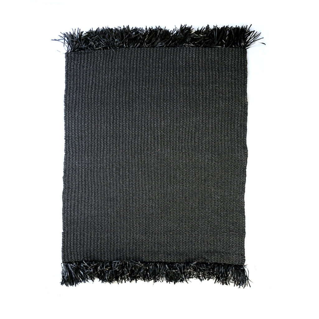 The  Fringed Carpet - Black - 180x240