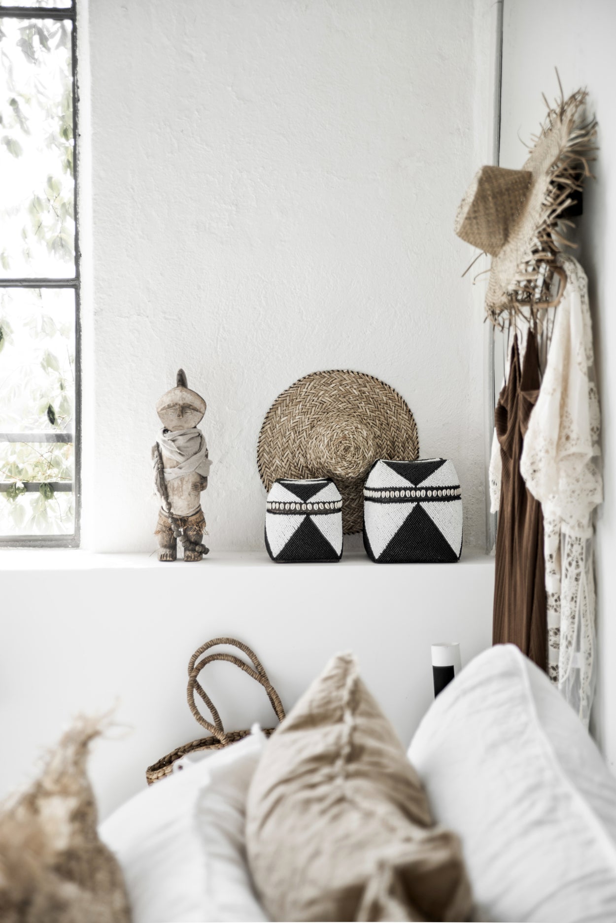 The Beaded Basket Cowrie Diamond - Black White - SET/3