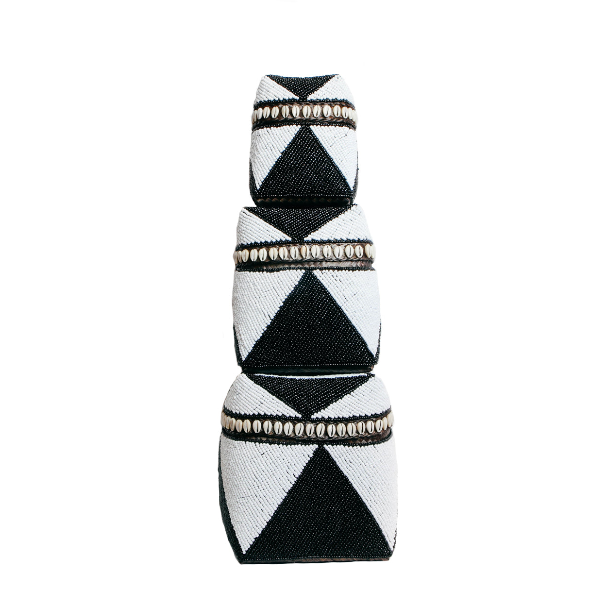 The Beaded Basket Cowrie Diamond - Black White - SET/3