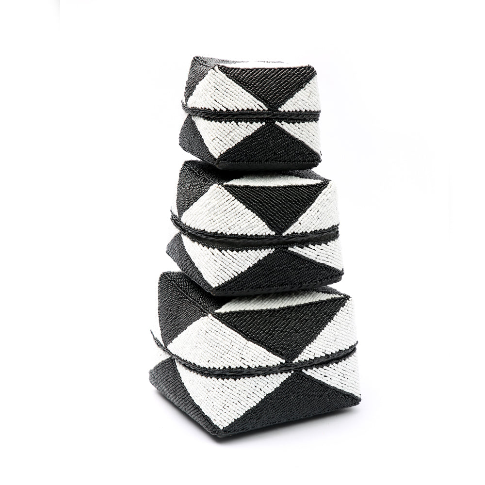The Beaded Diamond Basket - Black White - SET3