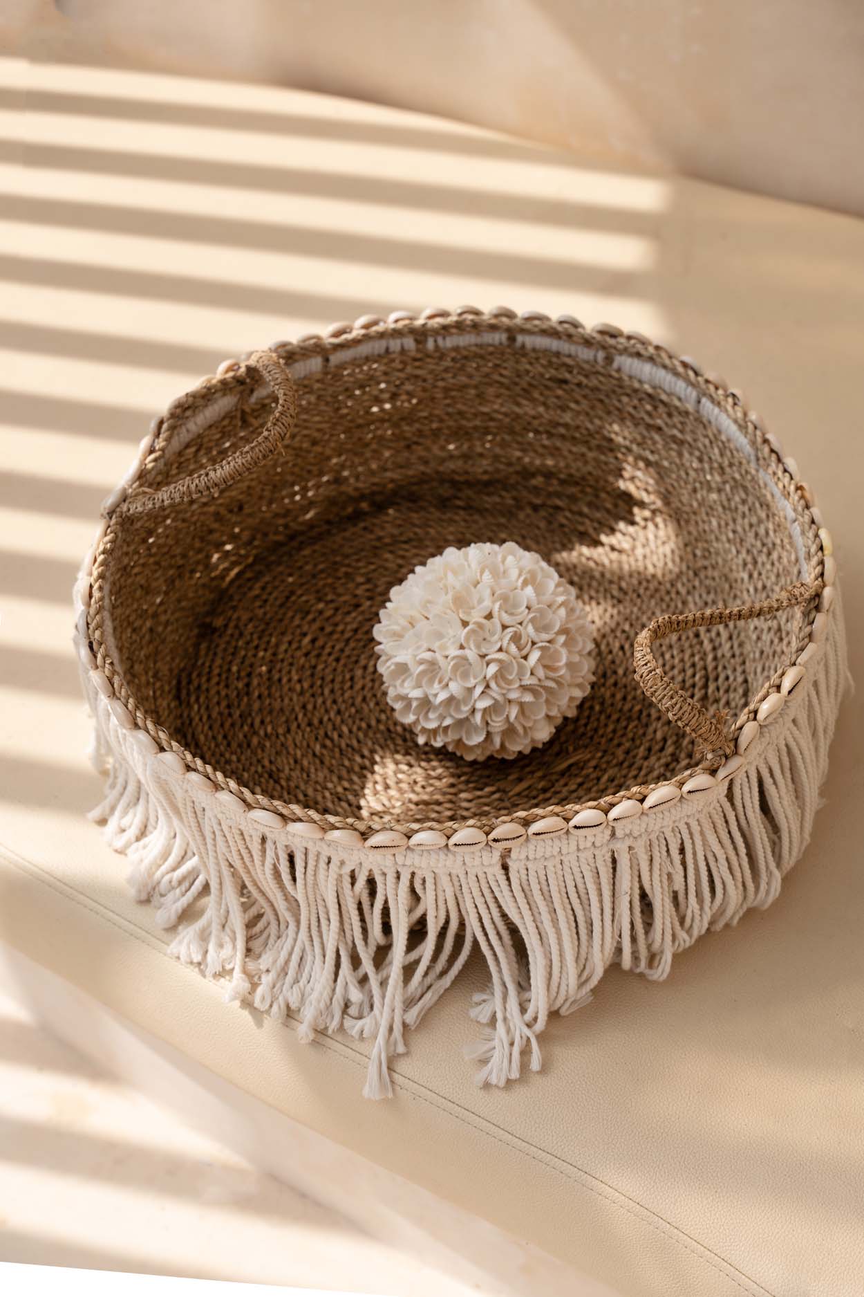 The Flower Shell Ball - White - M