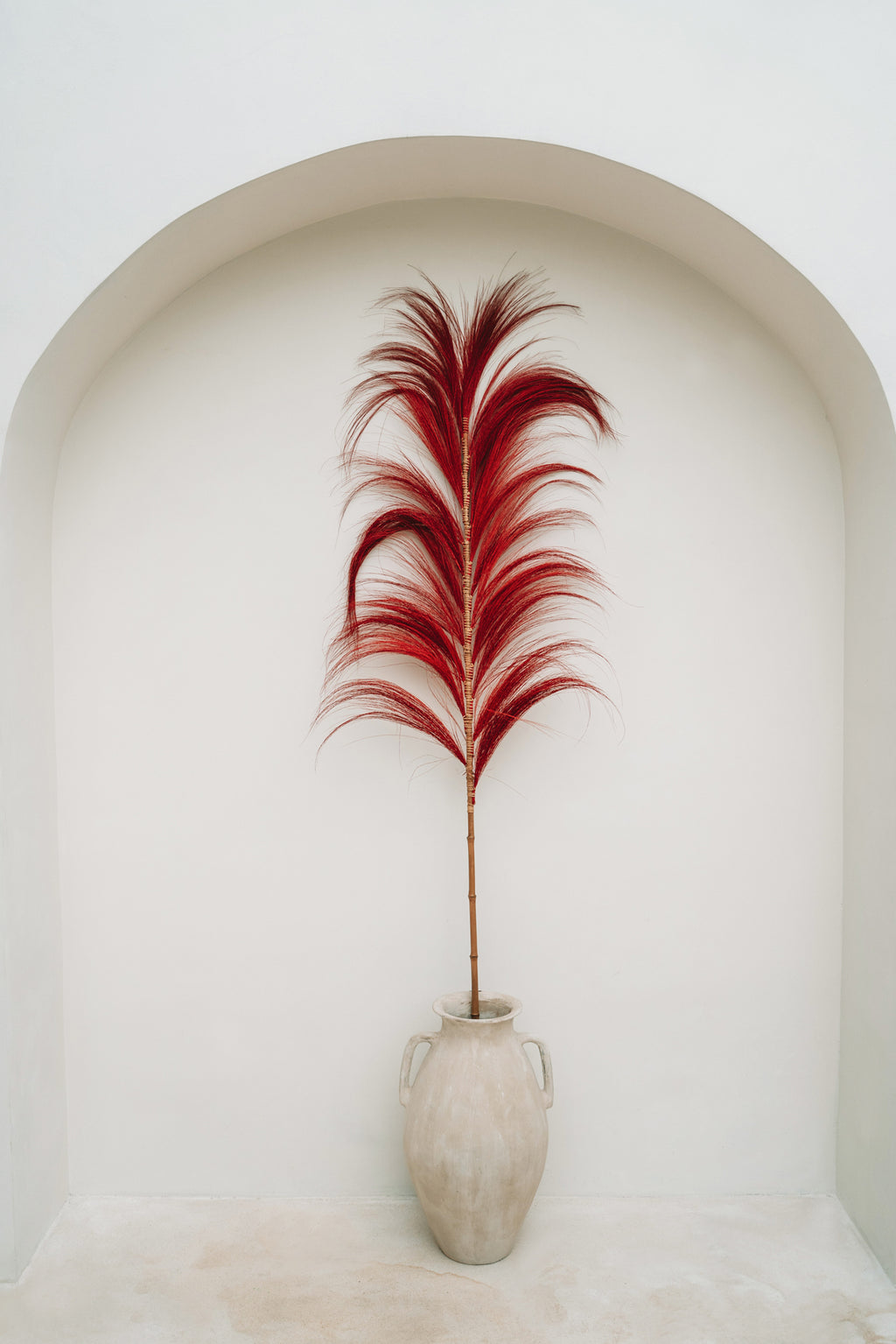 The Stunning Leaf - Vibrant Red