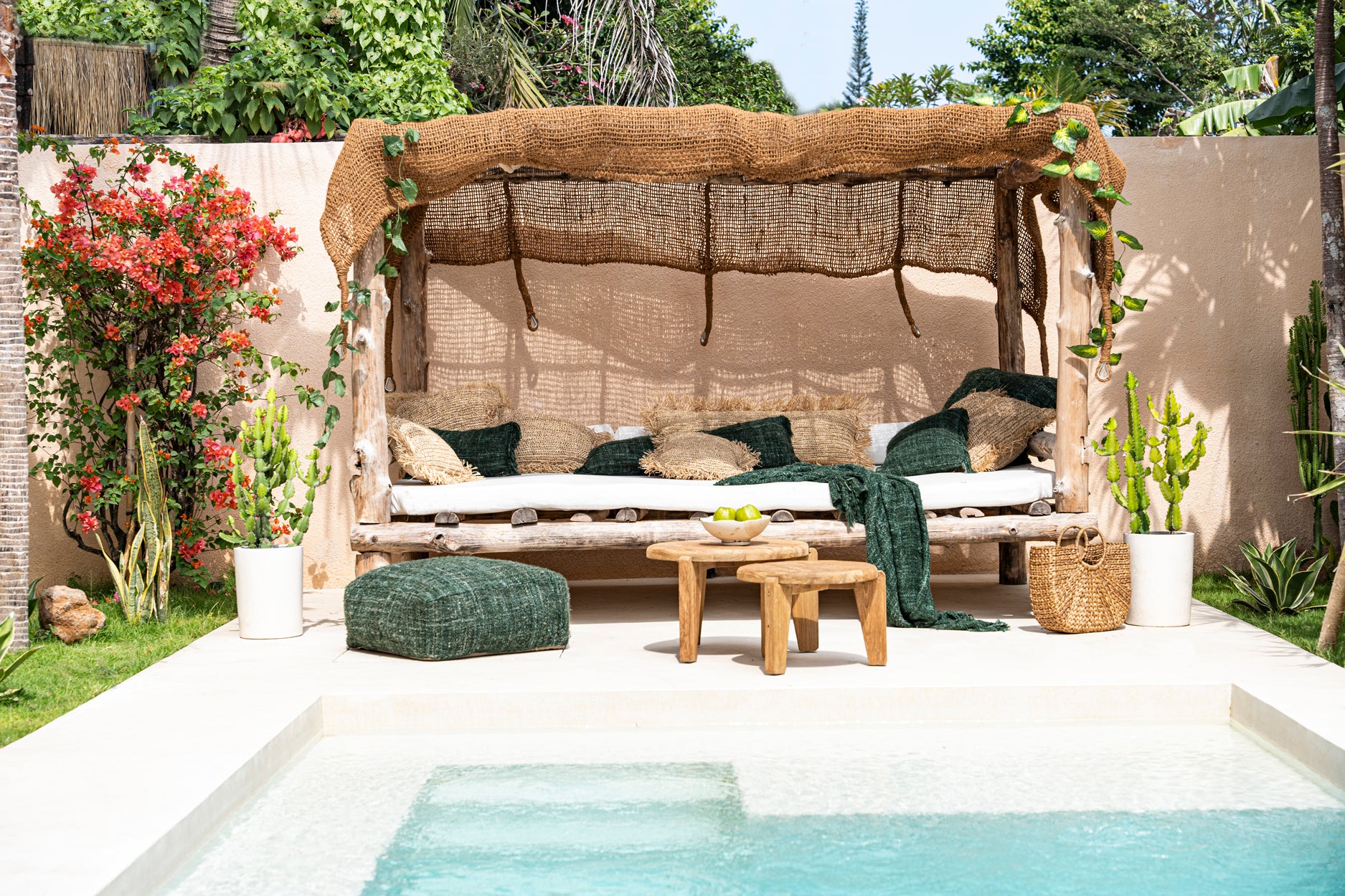 The Seseh Coffee Table - Set of 2 - Outdoor