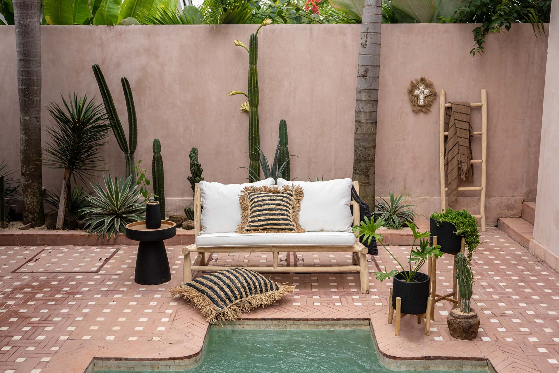 The Raffia Striped Cushion Cover - Natural Black