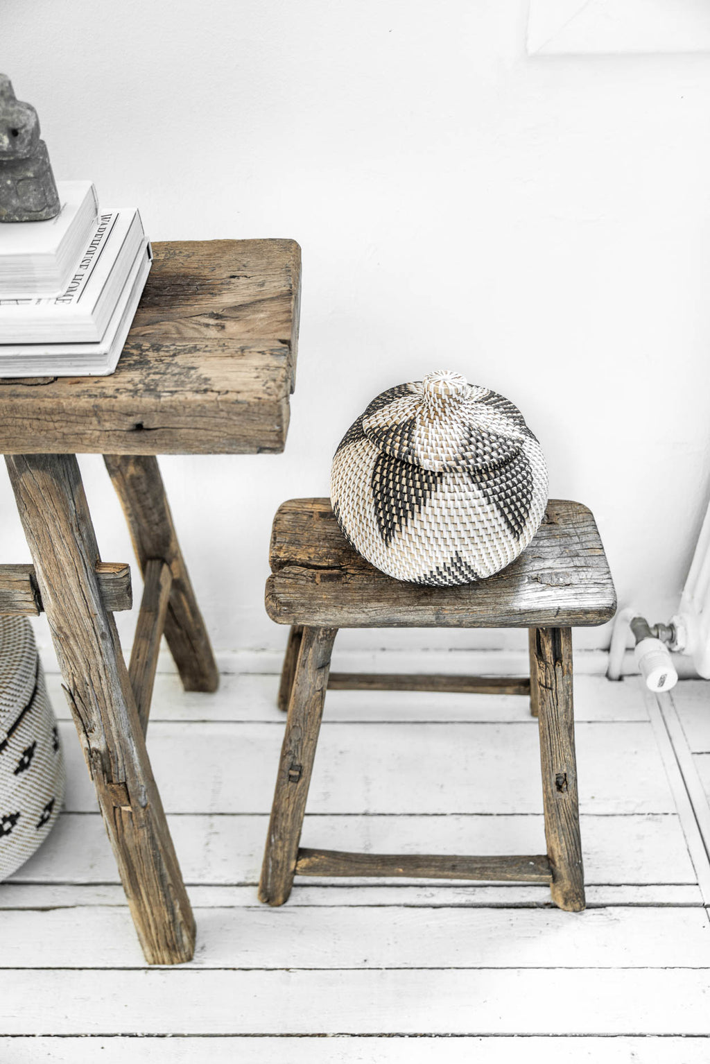 The Coolie Rice Basket - White Black - S