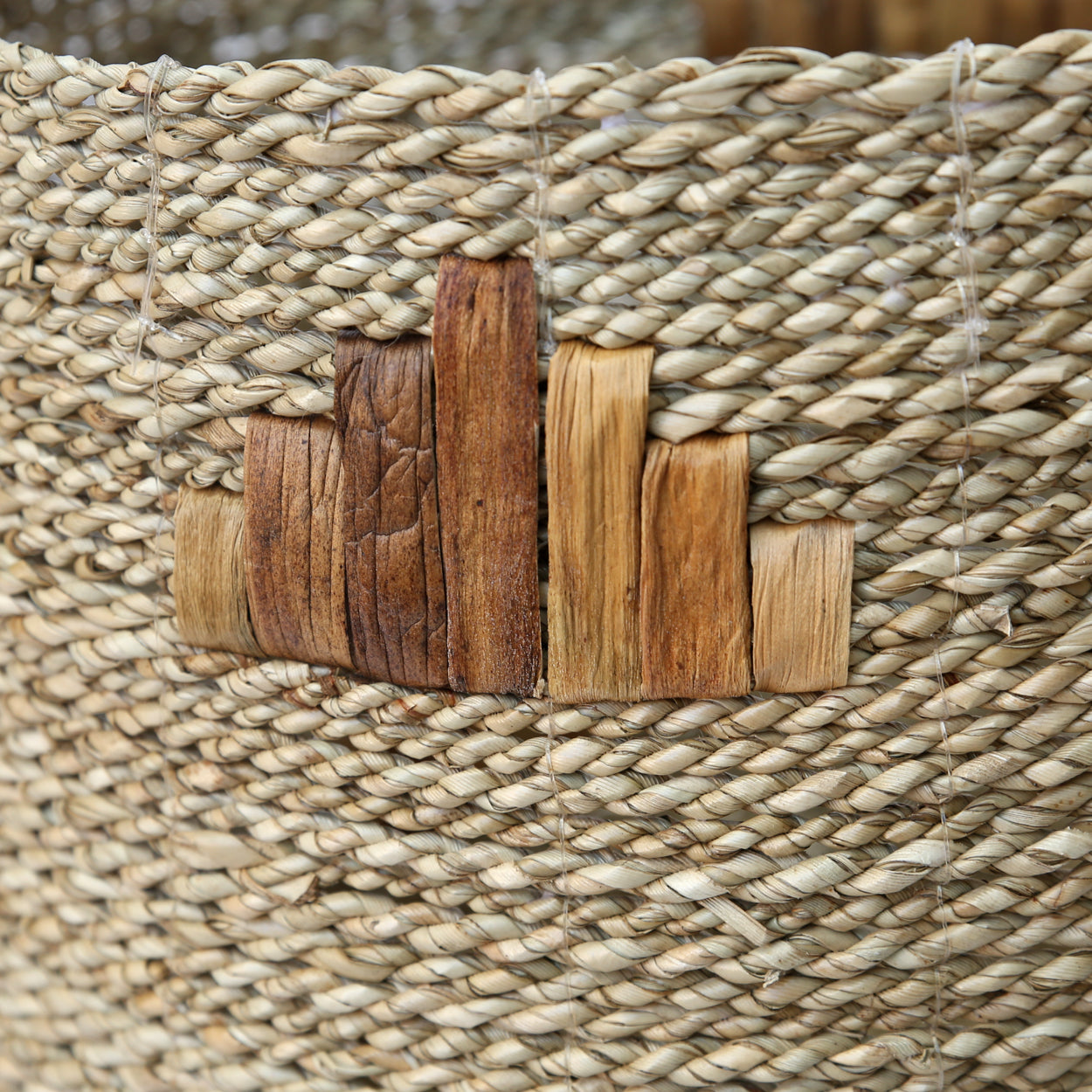The Twiggy Graphic Baskets - M