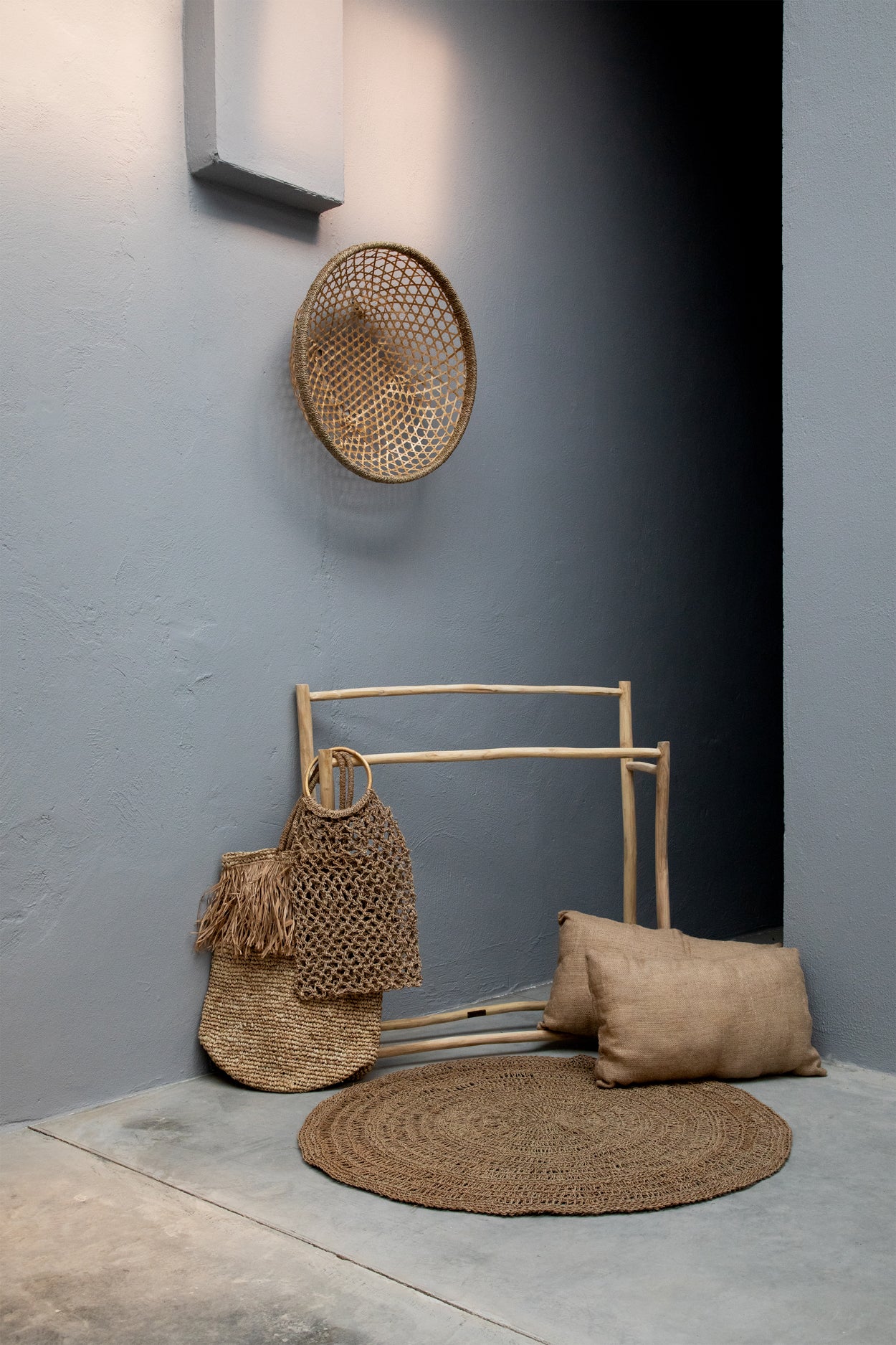 The Tulum Towel Hanger
